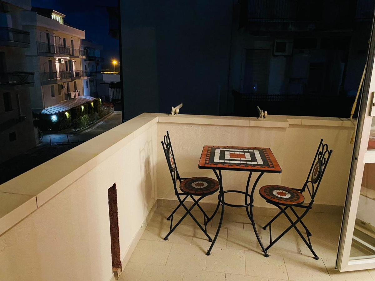 B E B Le Terrazze Sul Mare Bed & Breakfast Catanzaro Ngoại thất bức ảnh