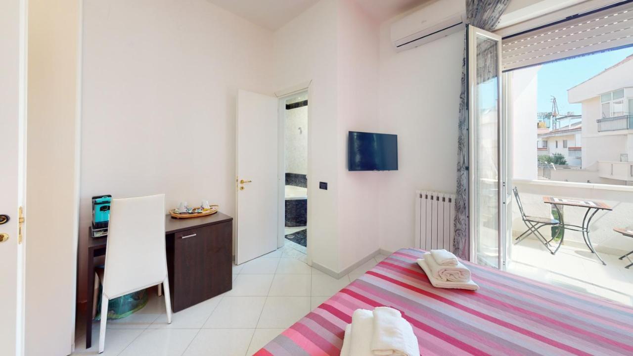B E B Le Terrazze Sul Mare Bed & Breakfast Catanzaro Ngoại thất bức ảnh